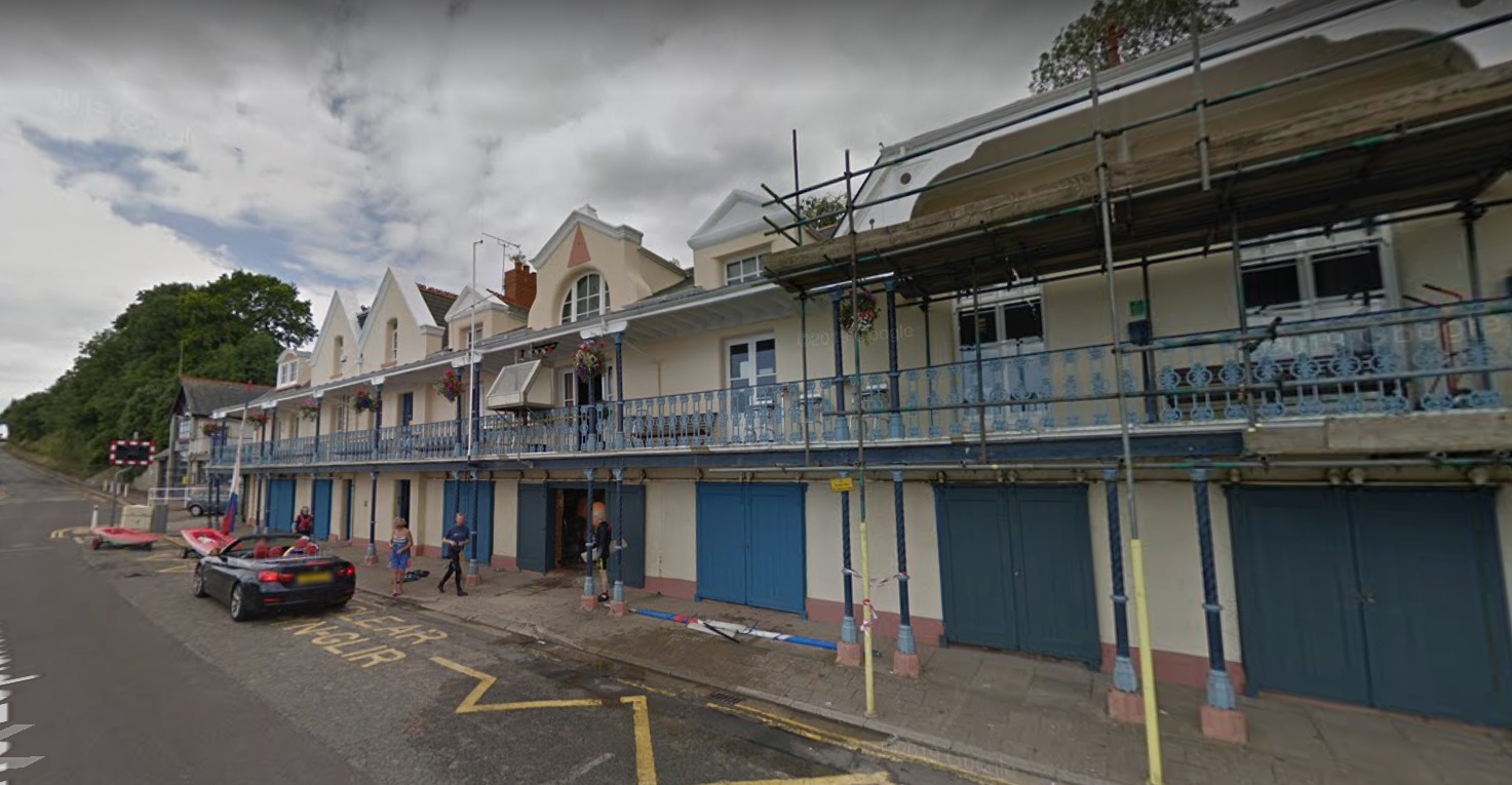 Penarth Building Plans to restore a historic building on Penarth’s seafront given the go ...