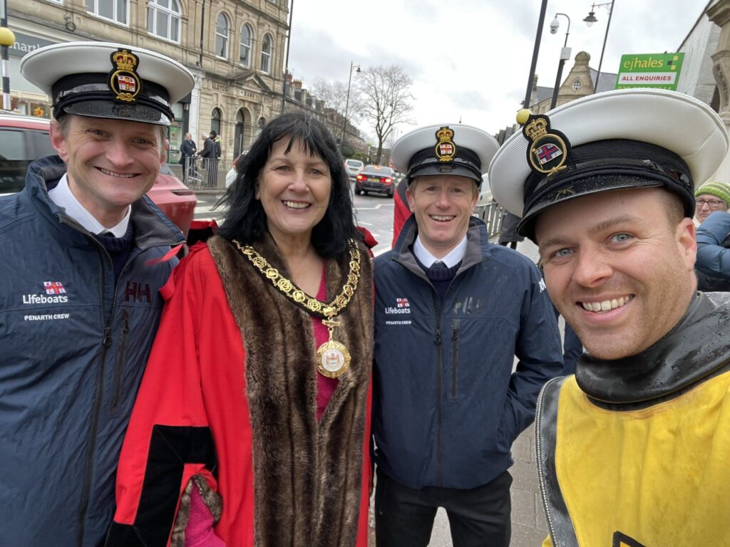 The Mayor of Penarth, Cllr Melissa Rabaiotti, with RNLI volunteers.