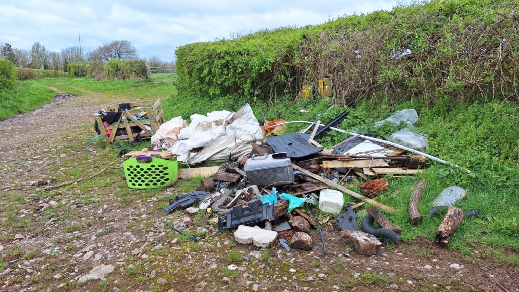 Fly Tipping at a junction of paths on the bridleway. Photo by Joy Strangward.