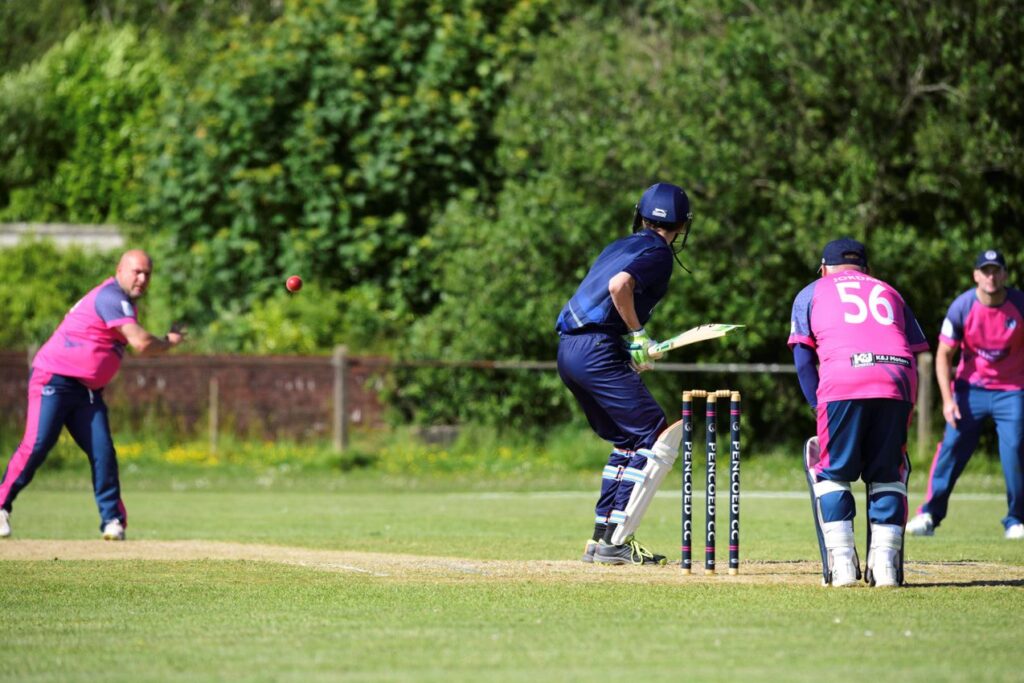 Glamorgan Star news - Rhys Morgan bowling for Pencoed against Dinas Powys. Photo by Julie Hancock.