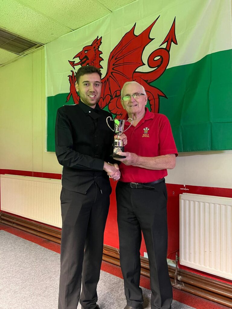 Alfie Davies with Gordon Pantall from the Welsh Billiards and Snooker Association.