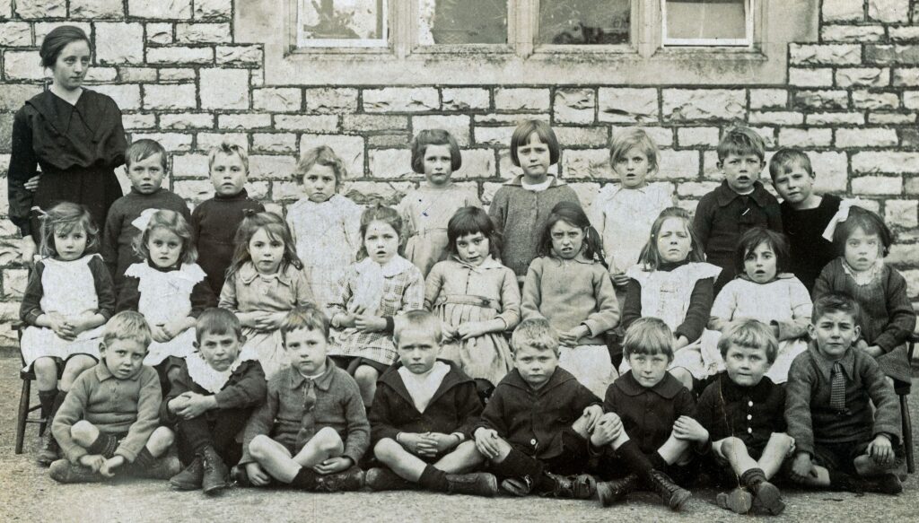A class of Llantwit Major children in 1919.
