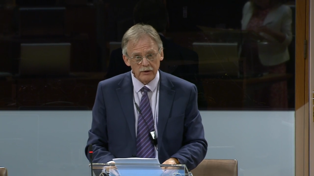 Mr Isherwood questioned the minister remotely.