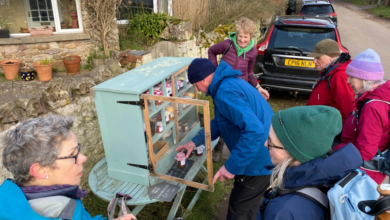 Purchasing pickles and jam at Middleton.  Photo by Robin Pitcher.