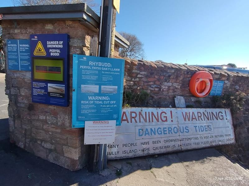People have been cut off on Sully Island despite the plethora of warning signs. Photo: Anna Snow/RNLI.