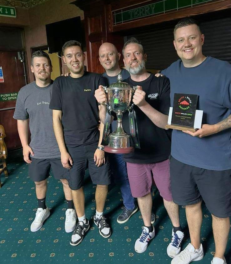 (Left to right): Matthew Laver, Alfie Davies, Steve Parsons (co-founder and secretary of South Wales Snooker) Mauro Zeraschi, and Tom Vedmore.