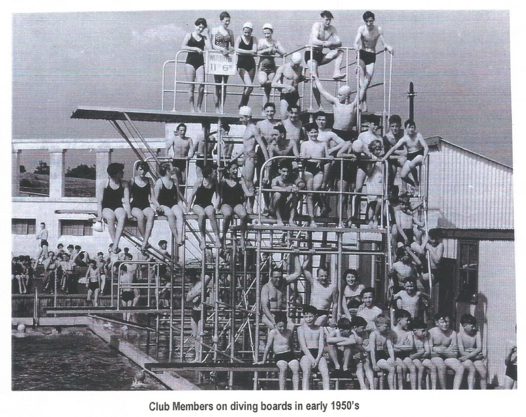 A 1950s photo which would give a modern health and safety officer a heart attack!
