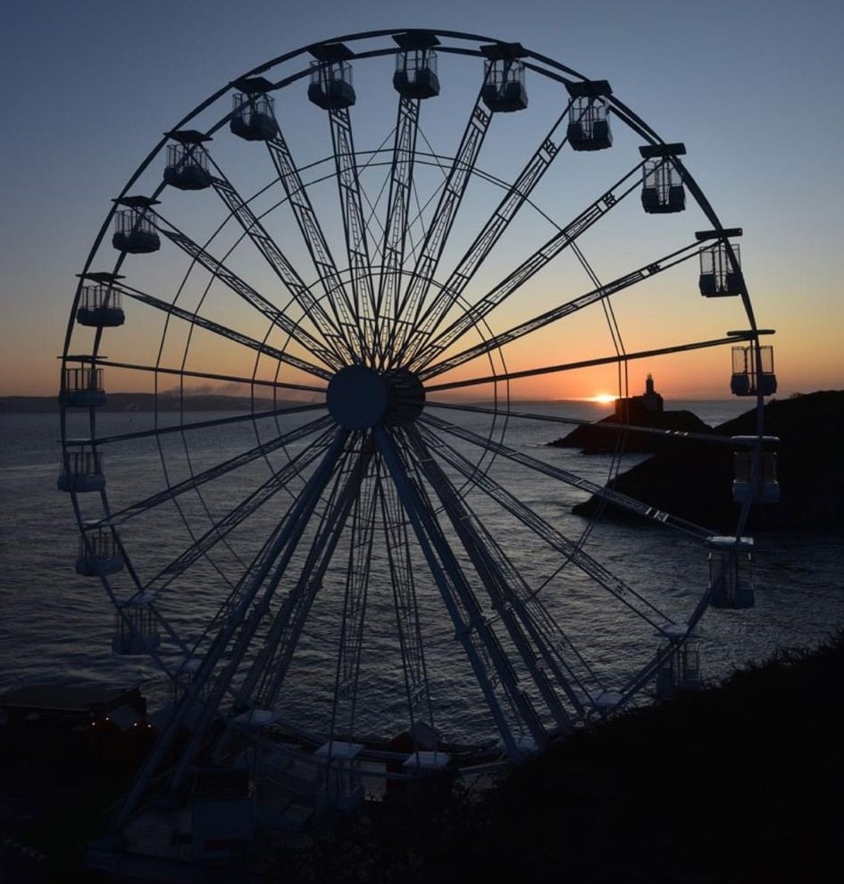 A funfair will be open at Porthcawl in time for Easter.