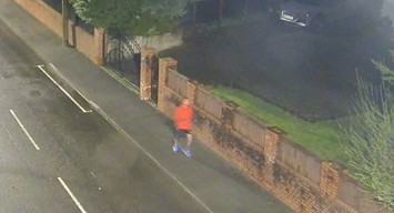 Police are appealing to man seen jogging to make contact. Photo: SWP.
