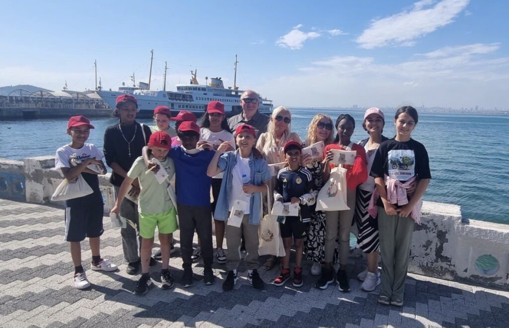 Jenner Park pupils arrive in Istanbul.