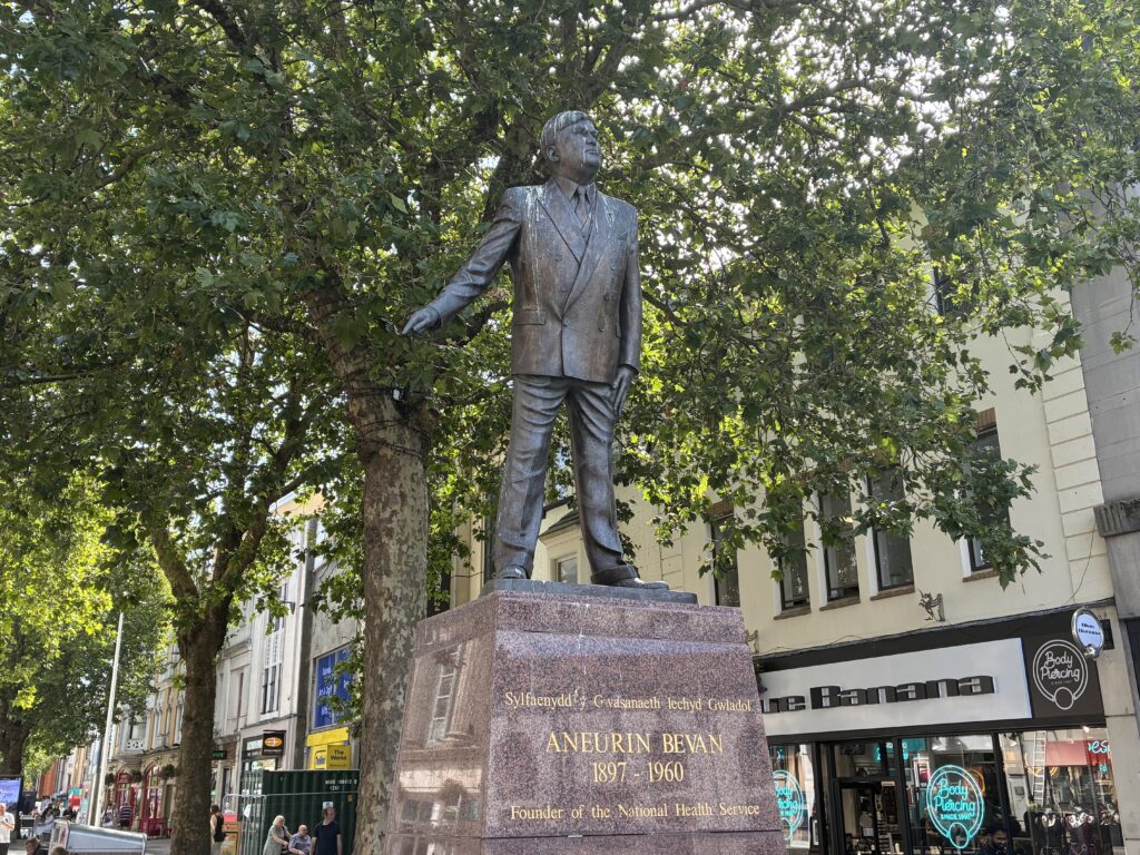 The statue was installed in its current location in 1987. Photo: LDR.