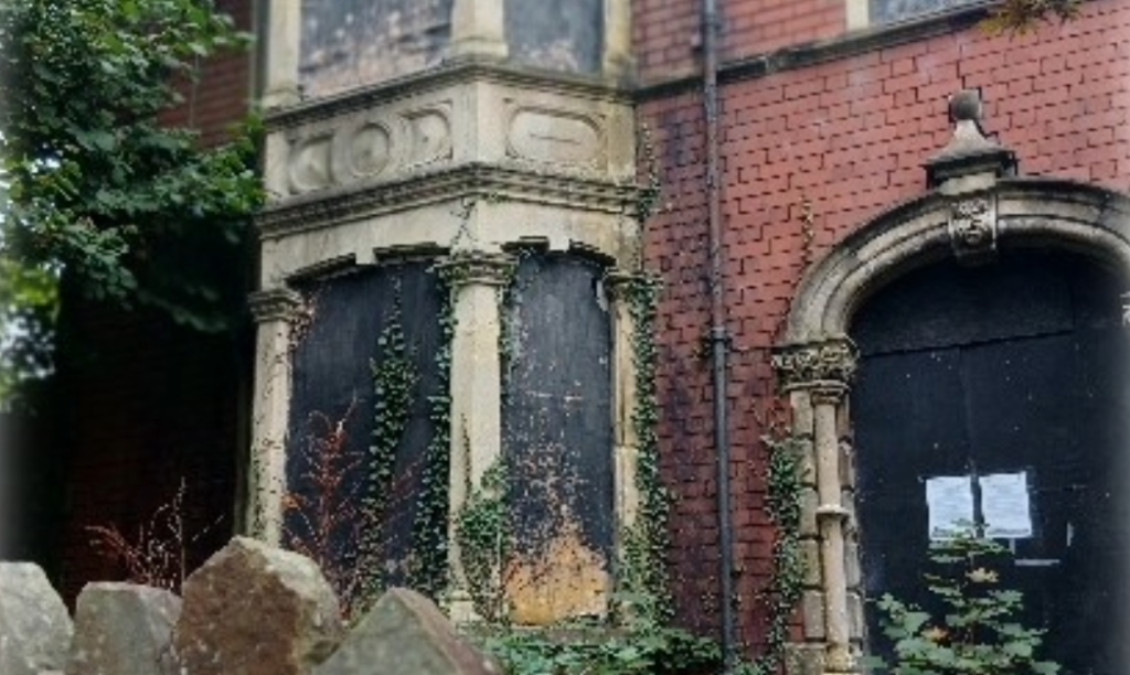 The Neath Road property which has been empty for 30 years. Photo by SRS.