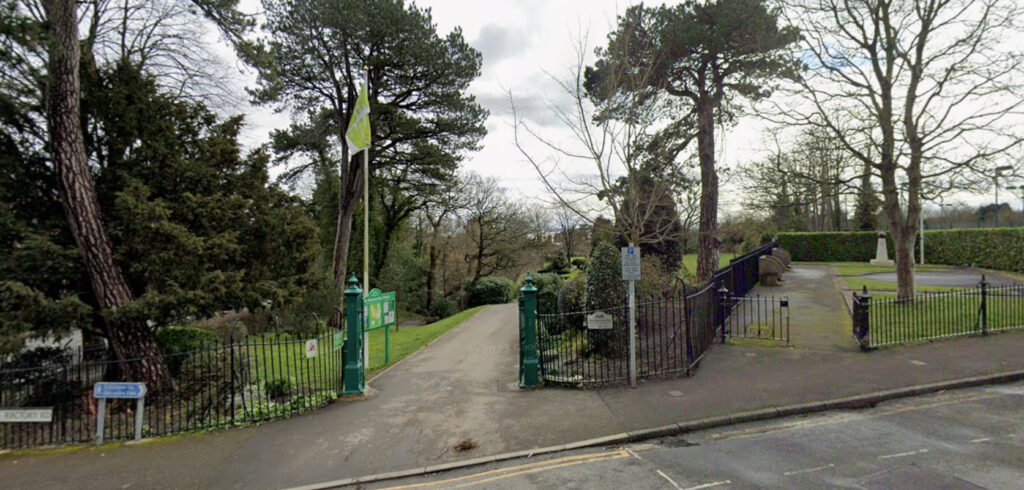 The entrance to Alexandra Park in Penarth. Image by Google Street View.