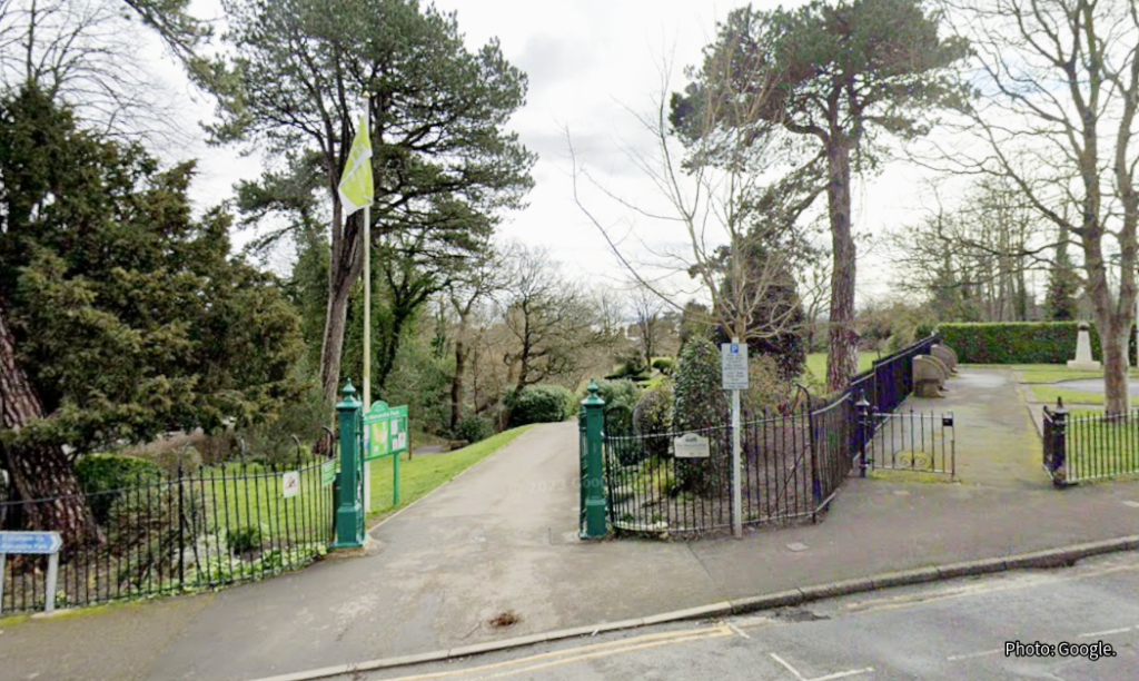 The entrance to Alexandra Park in Penarth. Image by Google Street View.